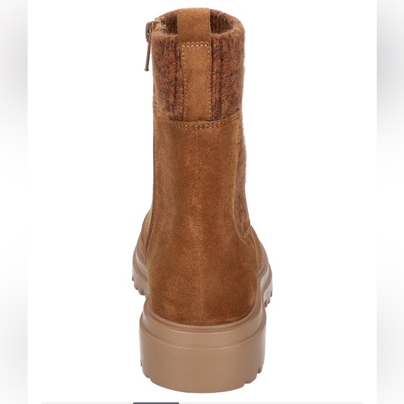 Bella Vita Women's Gable Block Heel Booties - Picture 10 of 12